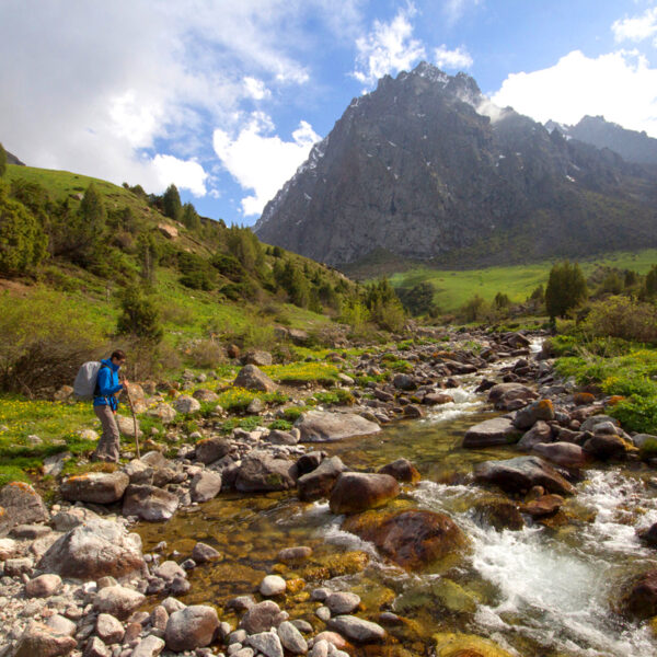 issyk-ata_gorge_c_stelih_1
